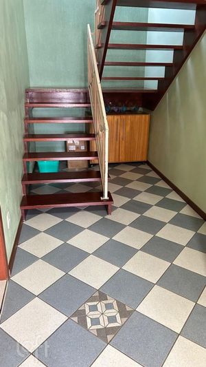 Image 31 - 888140