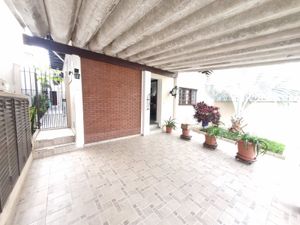 Image 14 - 888227