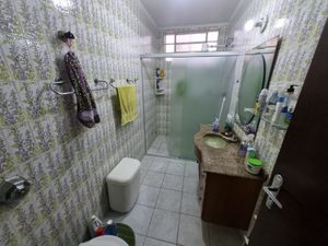 Image 19 - 888227