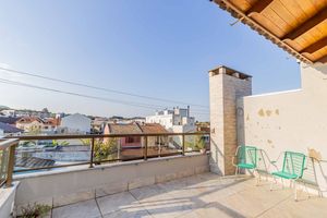 Image 26 - 888235