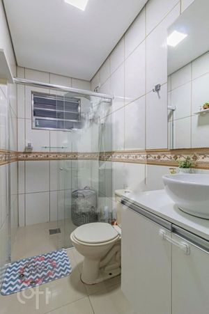 Image 7 - 888240
