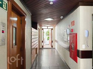 Image 29 - 888242