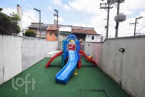 Image 17 - 888243
