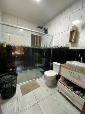 Image 13 - 888246