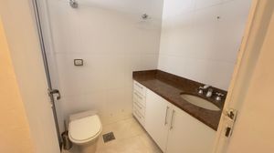 Image 14 - 888257