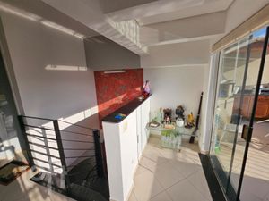 Image 9 - 888258