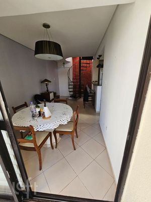 Image 23 - 888258