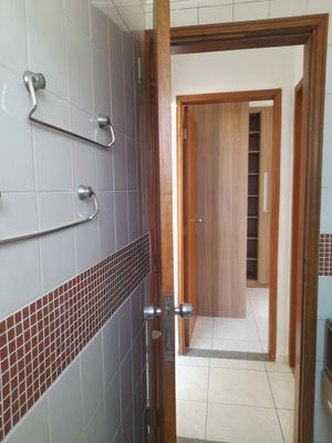 Image 14 - 888262