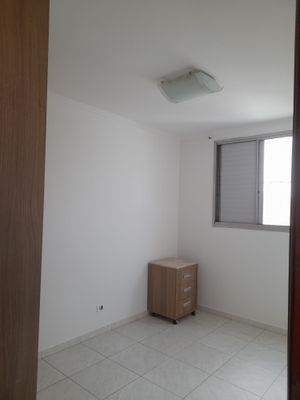 Image 11 - 888262