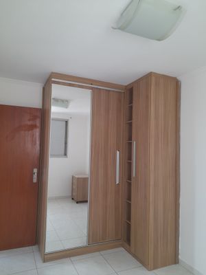 Image 12 - 888262