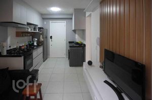 Image 0 - 888263