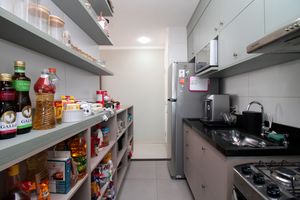 Image 7 - 888264