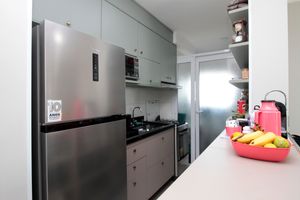 Image 8 - 888264