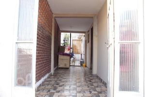 Image 8 - 888266