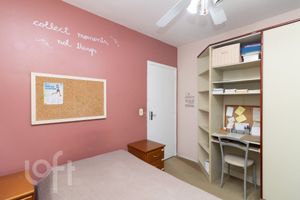 Image 8 - 888270