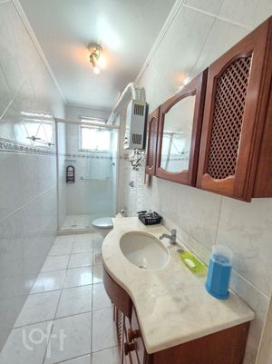Image 10 - 888272