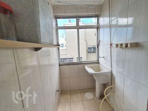 Image 11 - 888272
