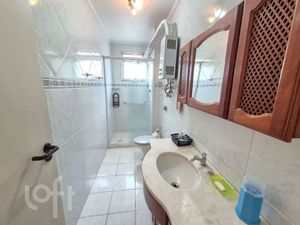 Image 9 - 888272
