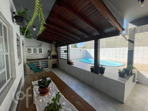 Image 6 - 888274