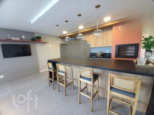 Image 10 - 888280