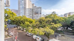 Image 15 - 888287