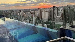 Image 16 - 888290
