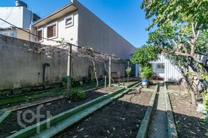 Image 32 - 888320