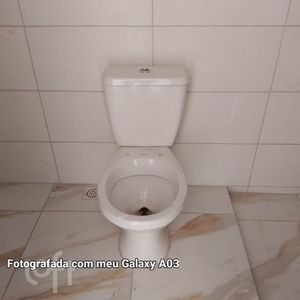 Image 19 - 888330