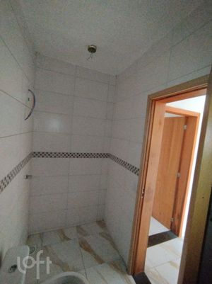 Image 8 - 888330
