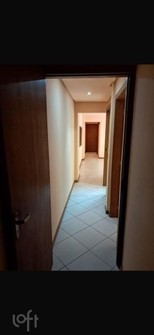 Image 9 - 888347