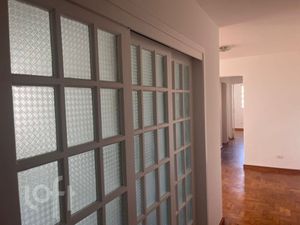 Image 1 - 888352