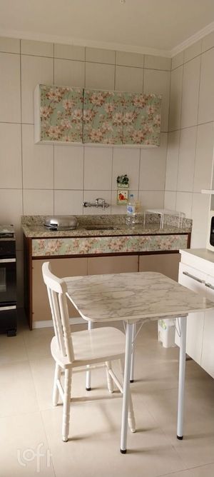 Image 6 - 888366