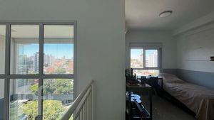 Image 6 - 888370