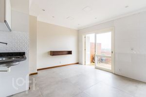 Image 15 - 888375