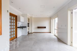 Image 16 - 888375
