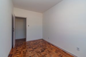 Image 15 - 888376