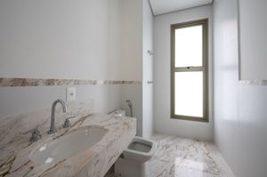 Image 34 - 888380