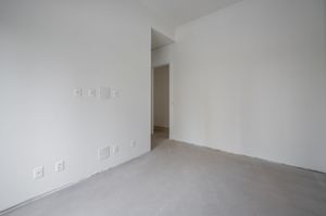 Image 31 - 888380