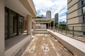 Image 26 - 888380