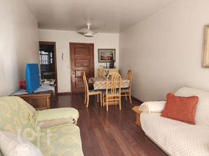 Image 0 - 888381