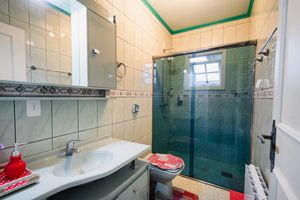 Image 17 - 888383