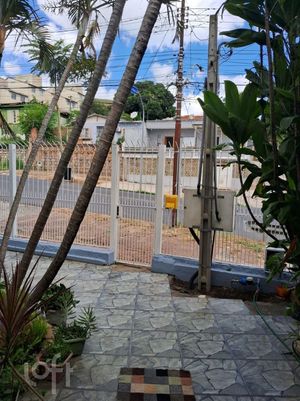 Image 36 - 888395