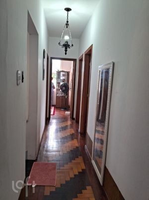 Image 30 - 888395
