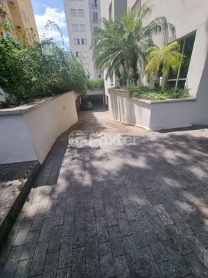 Image 3 - 888397