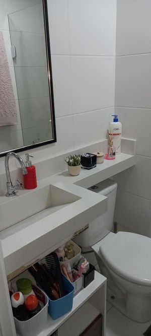 Image 8 - 888398