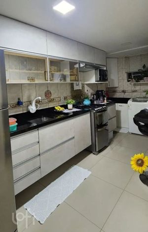 Image 7 - 888402