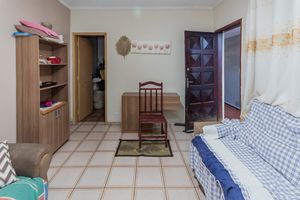 Image 3 - 888404