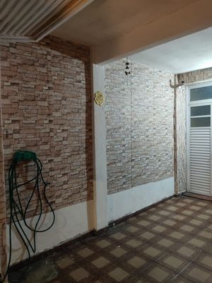 Image 7 - 888404