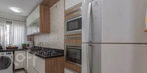 Image 14 - 888417