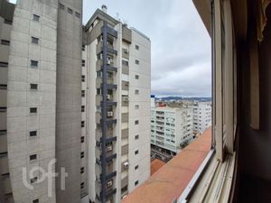 Image 6 - 888422